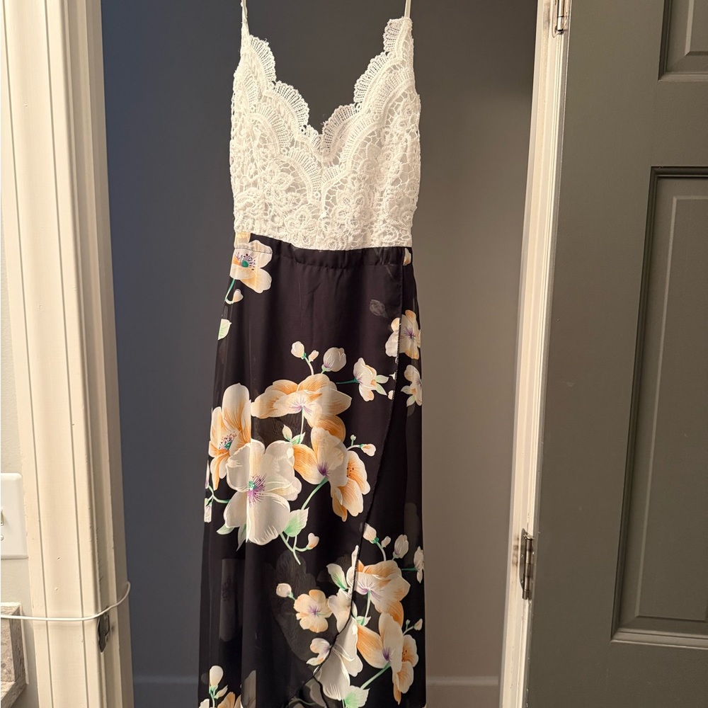 Floral Lace Maxi Dress